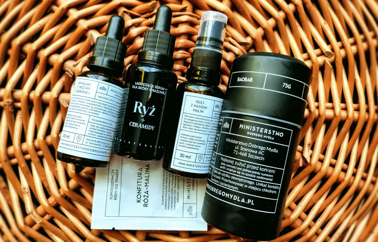 pielęgnacja twarzy kosmetykami rzemieślniczymi Ministerstwo Dobrego Mydła