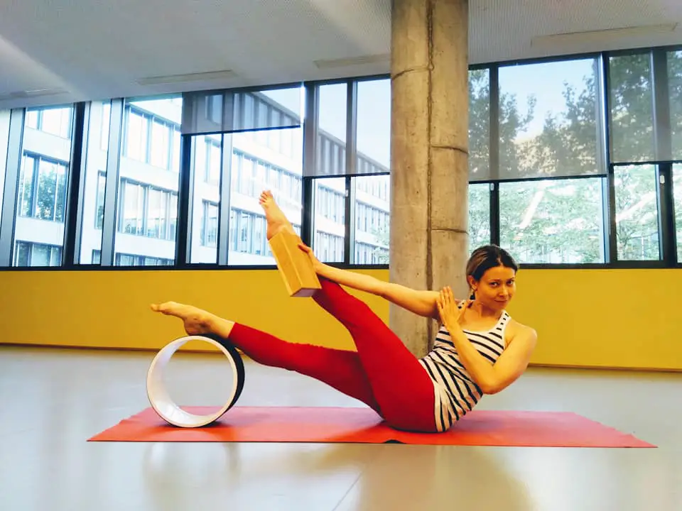 Joga z kółkiem Yoga wheel